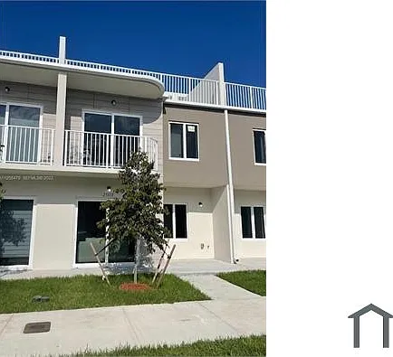 4 bed, 1398 sqft, $2,700 — Photo 4