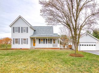 360 S Hill Dr, Christiansburg, VA 24073