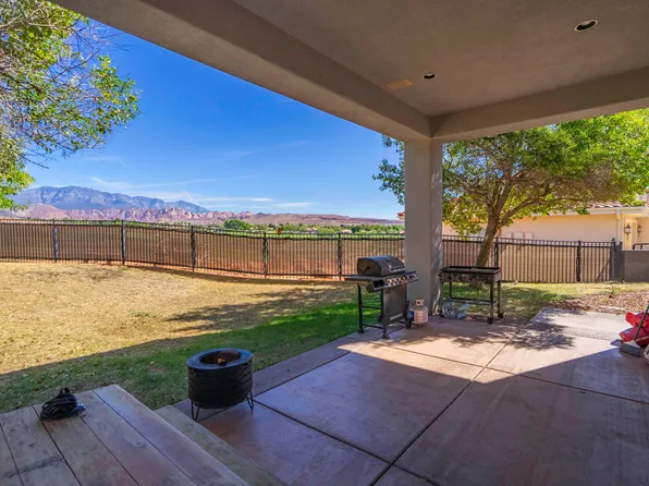 301 N Fairway Cir, Washington, UT 84780