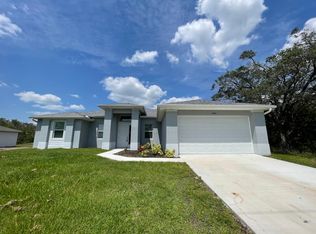 2002 Wanda Ave N, Lehigh Acres, FL 33971