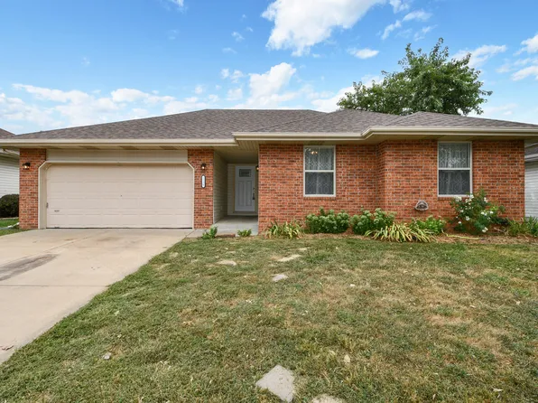 1128 N O'Hara Avenue, Springfield, MO 65803