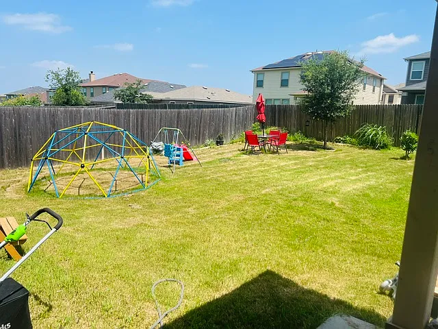 4518 Whispering Oak — Photo 10