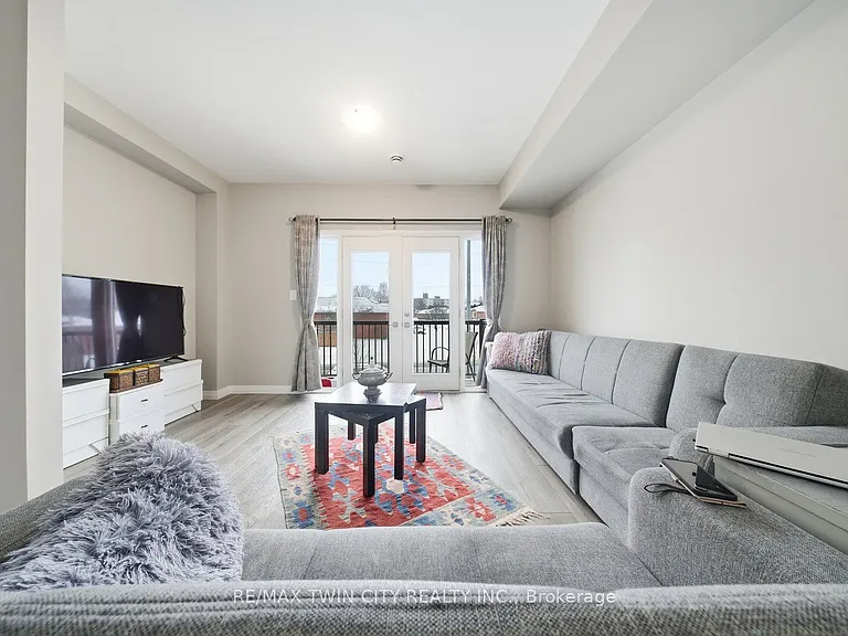 720 Grey St #46 — Photo 13