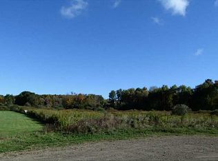 1438 Sonshine Dr, Waterford, PA 16441