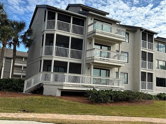 2nd image of 296 Moss Oak Cir #296