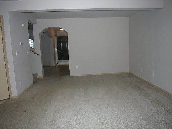 4th image of 7314 178th St E