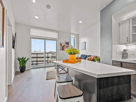 3rd image of 335 Cedar St #401
