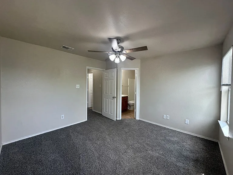5730 Golf Hts #1 — Photo 10