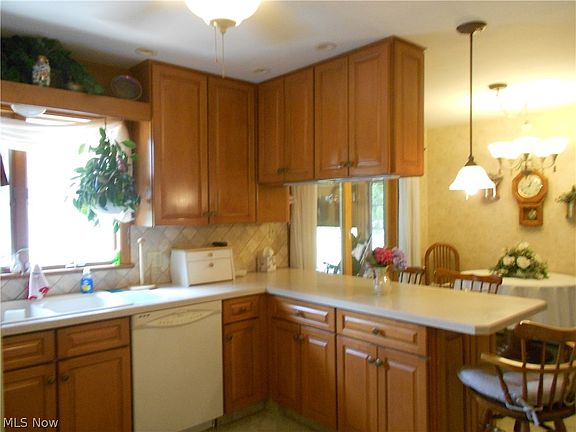 4th image of 3915 Edenrock Ave