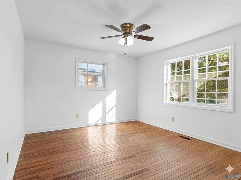 221 Nancy Rd — Photo 11