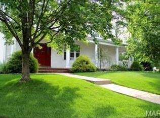 335 David Harrison Ln, Ballwin, MO 63021