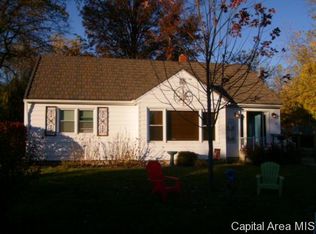 6 Crampton Rd, Jacksonville, IL 62650