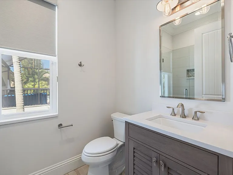 3919 Roberts Point Rd — Photo 33