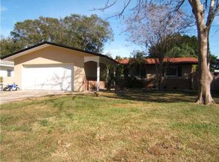 5971 Hillside St, Seminole, FL 33772