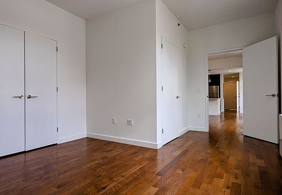 4th image of 260 W 26th St APT 12R