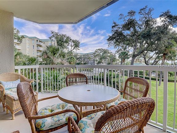 3rd image of 77 Ocean Ln APT 110