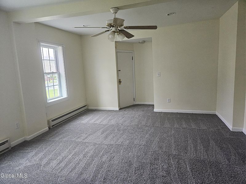 4th image of 121 Lake Hill Road