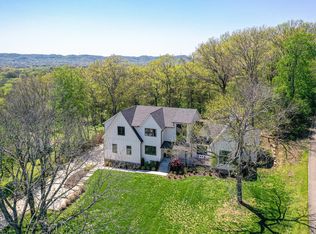 215 Skyline Dr, Brentwood, TN 37027