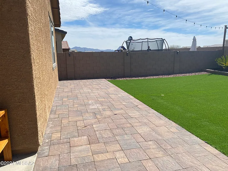 12265 N Sutter Dr — Photo 17
