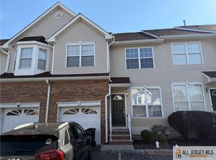 4 Saddle Ct #1204, Somerset, NJ 08873