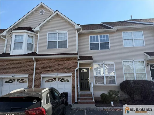 4 Saddle Ct #1204, Somerset, NJ 08873
