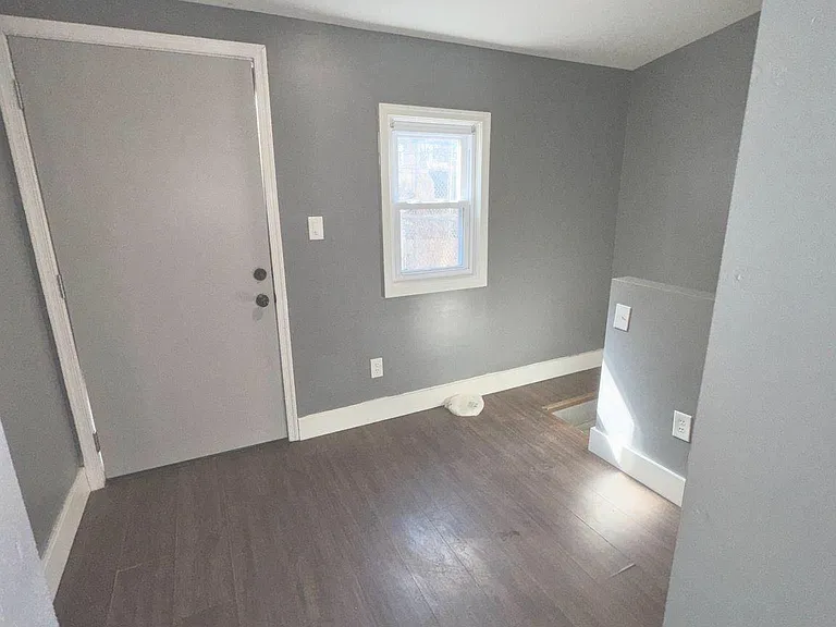 5108 Race St — Photo 7