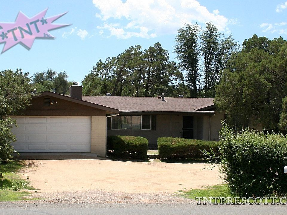 1st image of 903 Green Ln
