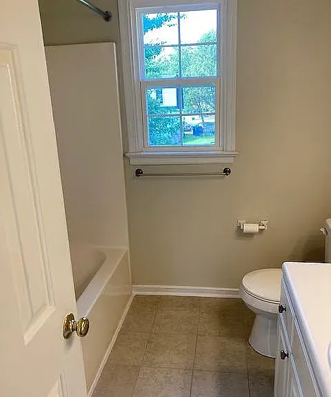 12426 Gayton Bluffs Ln — Photo 15