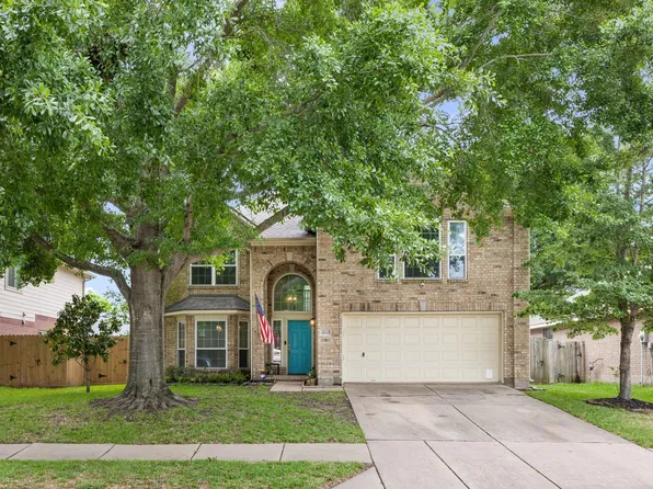 3619 Stratford Town Ln, Sugar Land, TX 77498