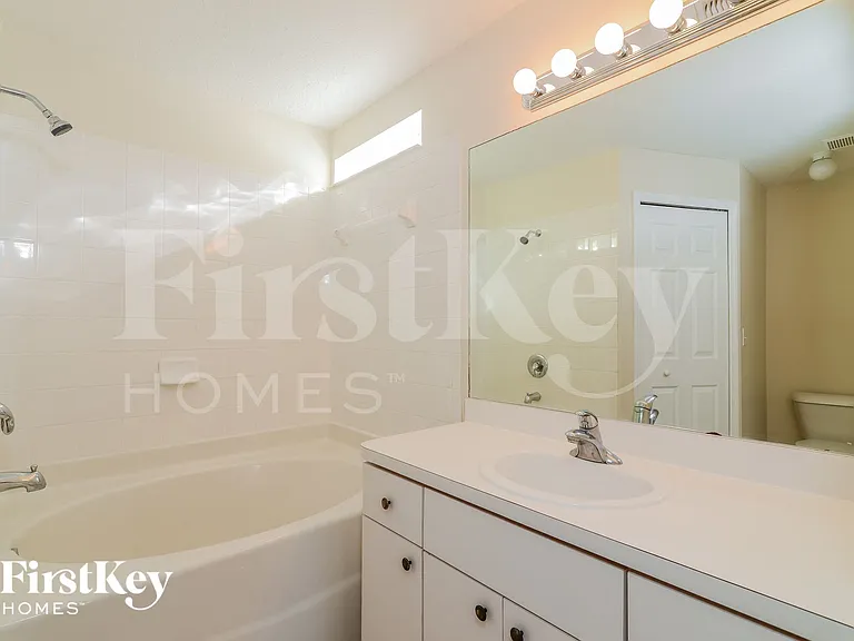 6173 Skylarkcrest Dr — Photo 9