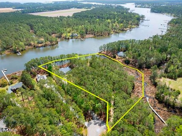 288 Spicers Creek Drive, Oriental, NC 28571