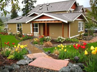 1404 Geneva St, Bellingham, WA 98229