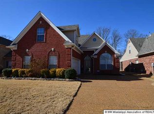 525 Classic Dr, Hernando, MS 38632