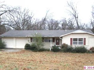 813 Sasha Ln, Tahlequah, OK 74464