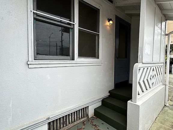 2nd image of 2452 Kapiolani Blvd APT 1