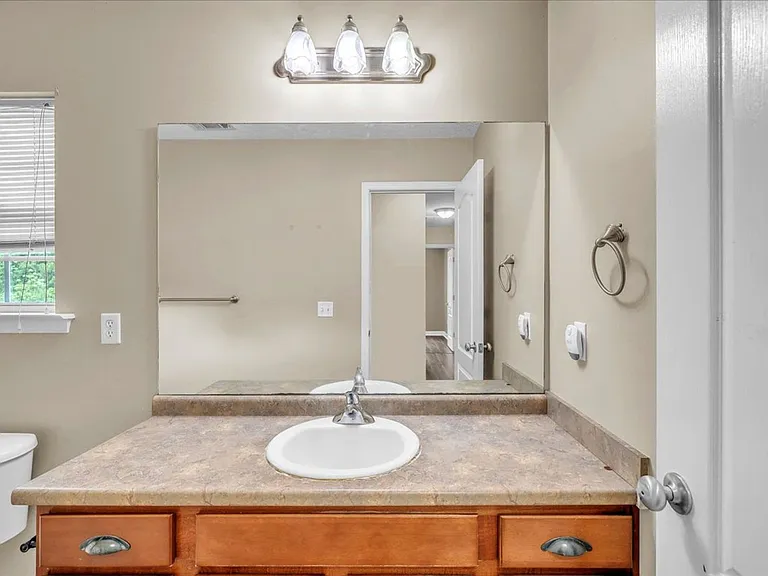 256 Savannah Ln — Photo 27