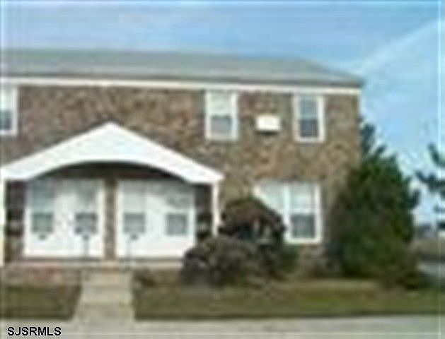 1st image of 15 36th St