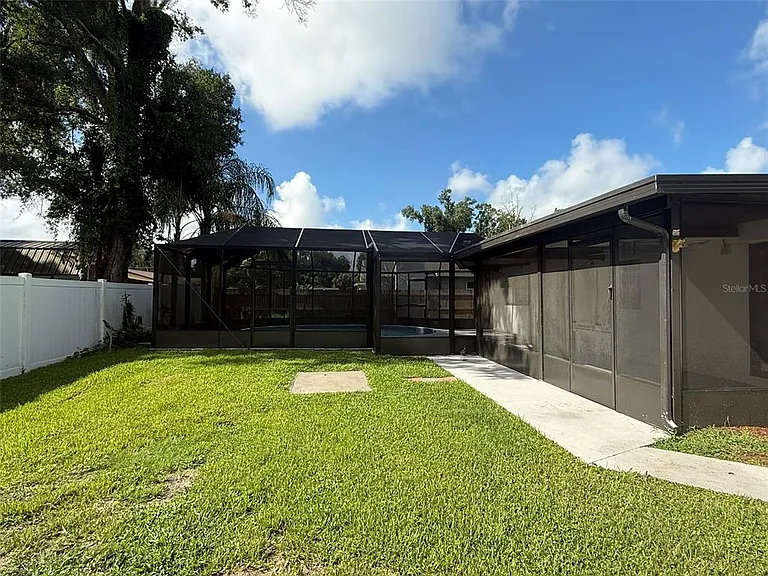 1008 N Bracewell Dr — Photo 17