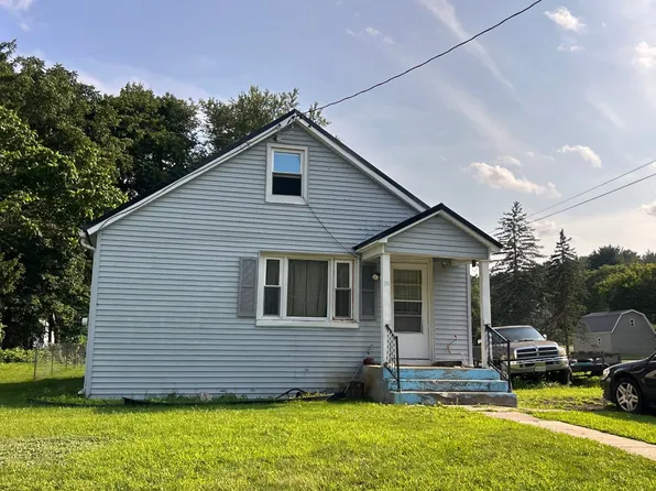 25 Tuxill Ave, Corning, NY 14830