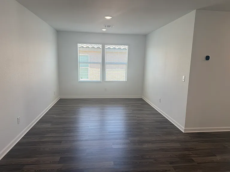 2340 Tapatio Dr — Photo 27
