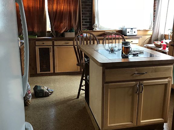 4th image of 607 E Central Ave