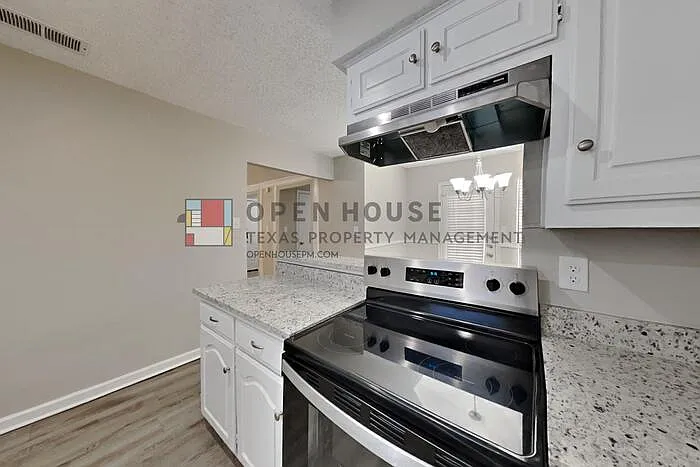 3912 Missouri St — Photo 5