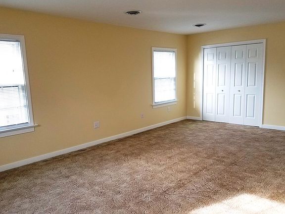5th image of 2308 Chowning Pl