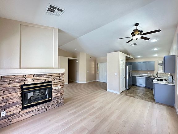 5th image of 4605 Casa Bonita Dr