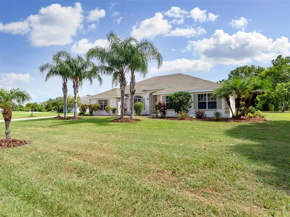 2057 Farrington Dr, Lakeland, FL 33809