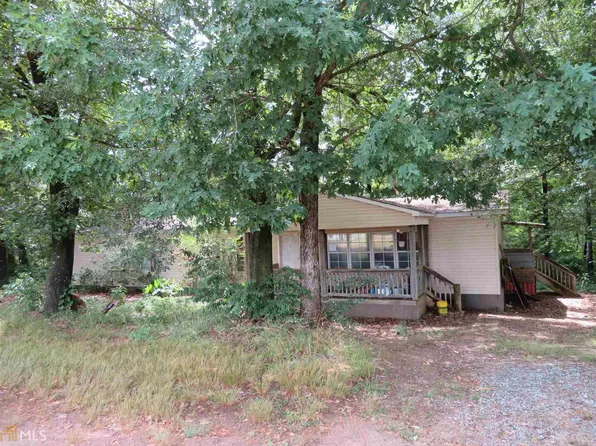 254 Green Meadows Dr, Hartwell, GA 30643