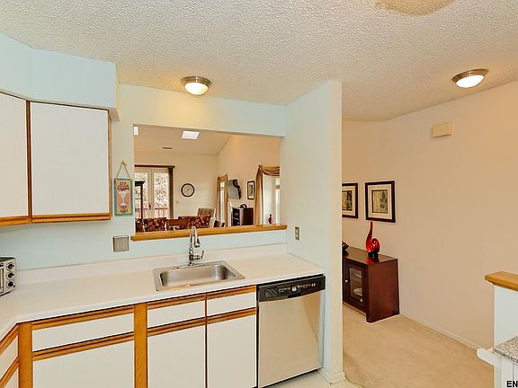 5th image of 5205 Forest Point Dr S