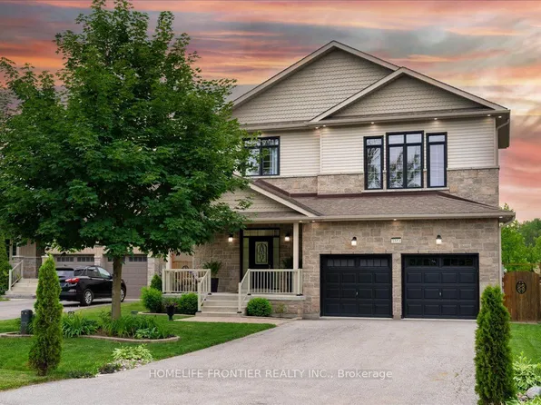 1664 Moyer Ave, Innisfil, ON L9S 1S8