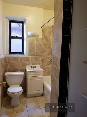 Rented by BRICK & GALO REALTY CORP | media 9