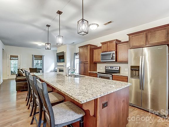 3rd image of 24514 Blue Heron Cir